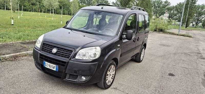 Usata Fiat Doblò Dynamic 84 CV (61 kW) 2009 Other Monovolume