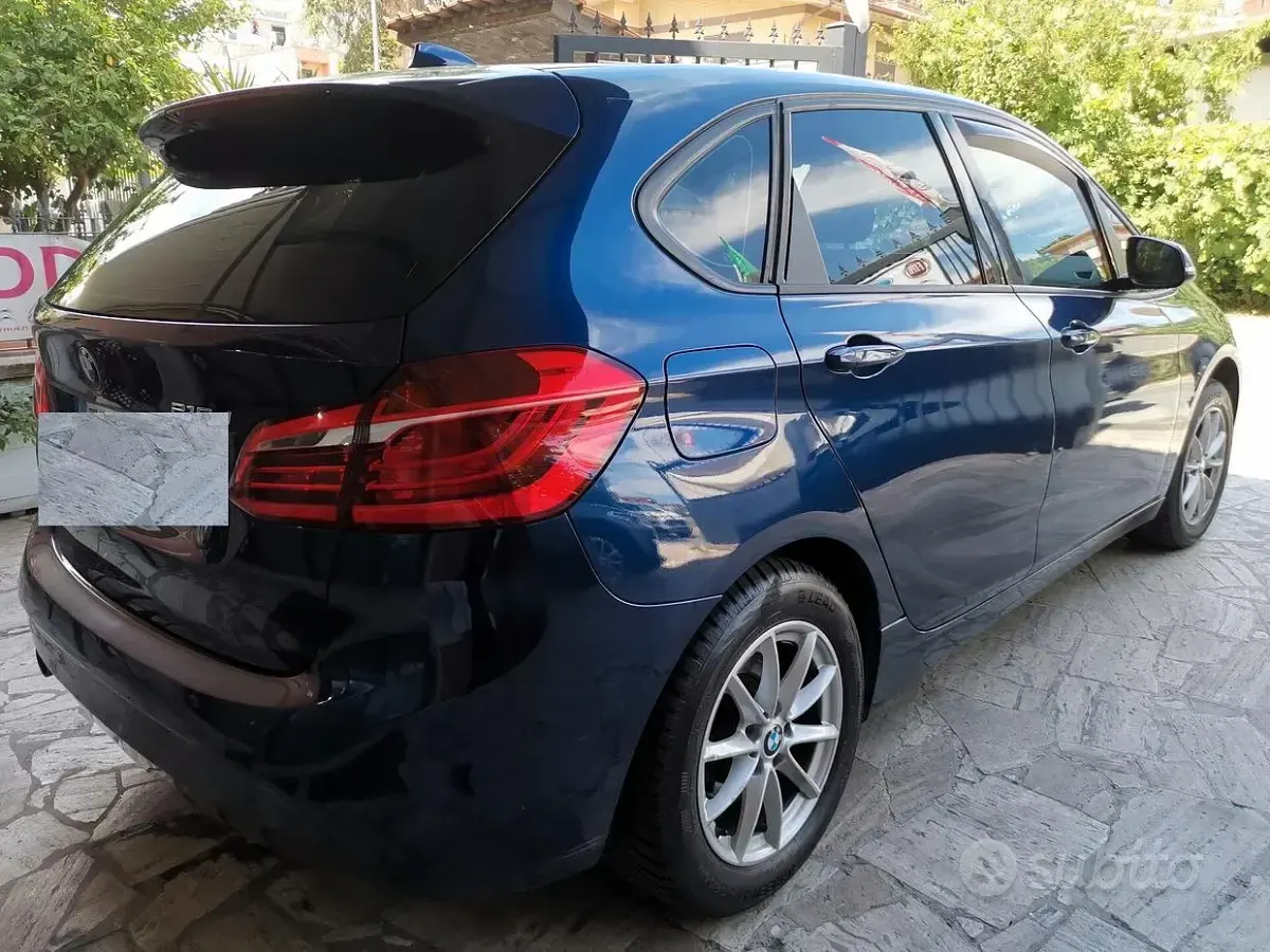 Usata BMW 218 Advantage 150 CV (110 kW) 2016 Blu Station wagon