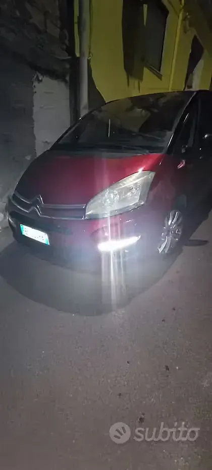 Usata Citroën C4 Picasso 112 CV (82 kW) 2012 Rosso Monovolume