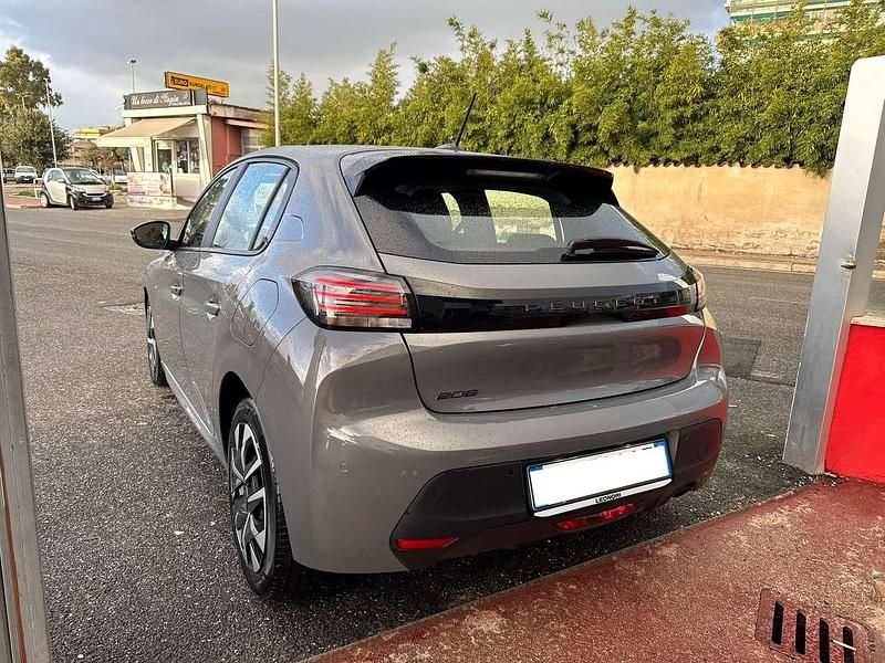 Usata Peugeot 208 Active 75 CV (55 kW) 2024 Grigio Utilitaria