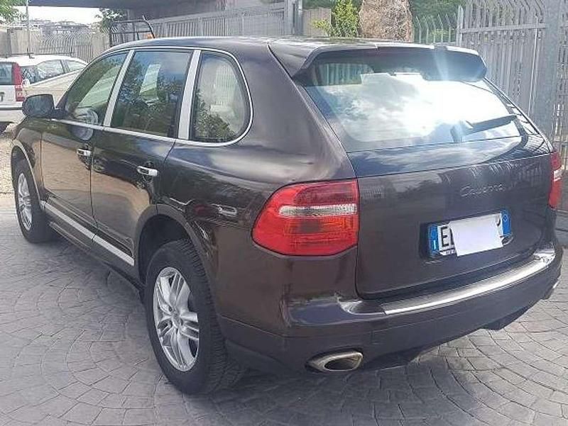 Usata Porsche Cayenne 239 CV (175 kW) 2010 Marrone SUV