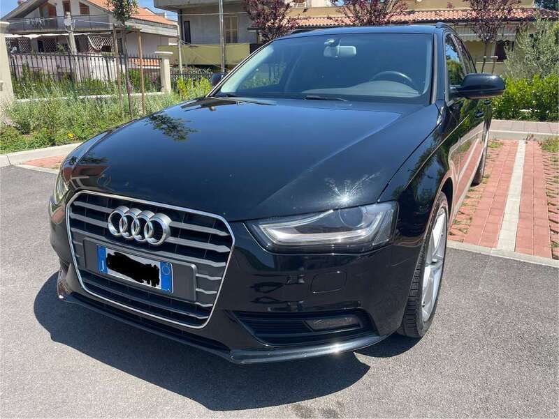 Nero Usata 2014 Audi A4 Ambiente Station wagon | 10.500 € (Buon prezzo) - Immagine 1/4