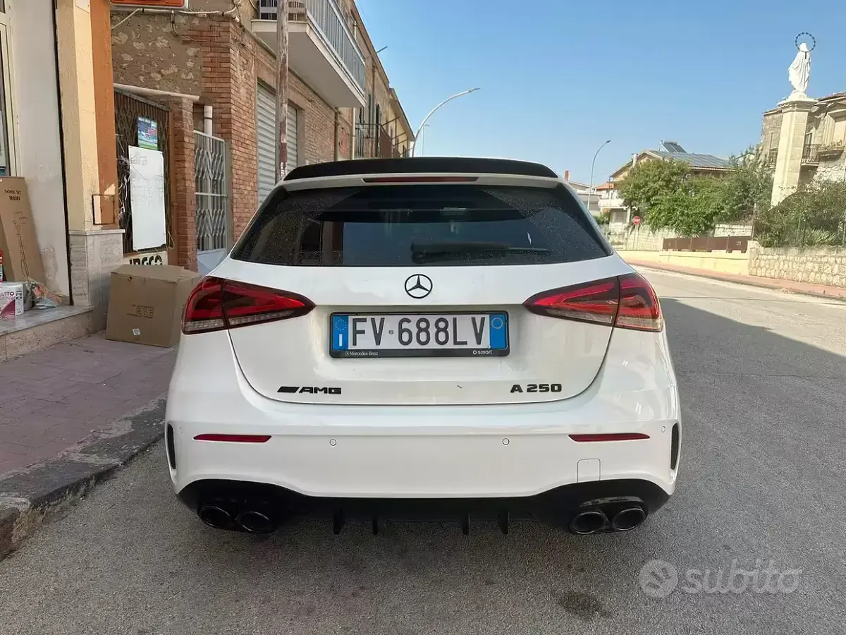Usata Mercedes A250 Premium 224 CV (164 kW) 2019 Bianco Berlina
