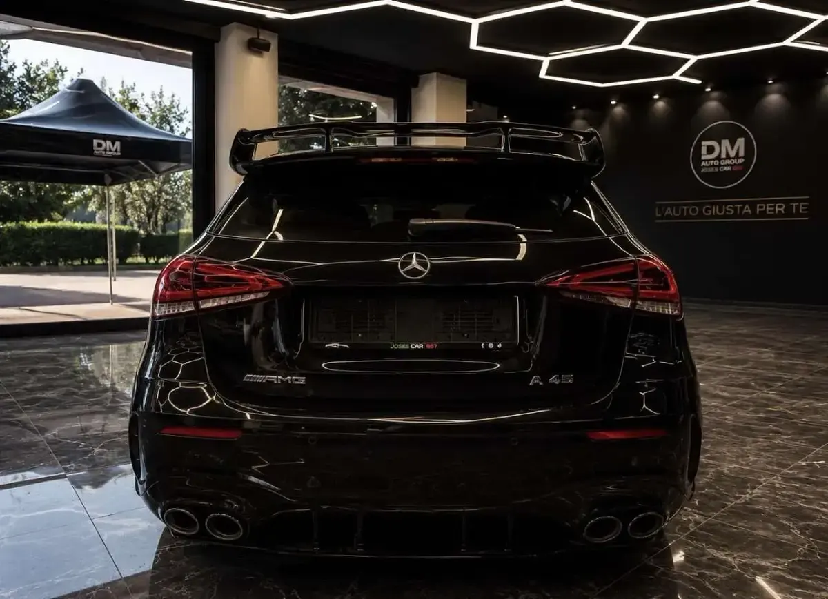 Usata Mercedes A45 AMG AMG 421 CV (309 kW) 2022 Nero Utilitaria