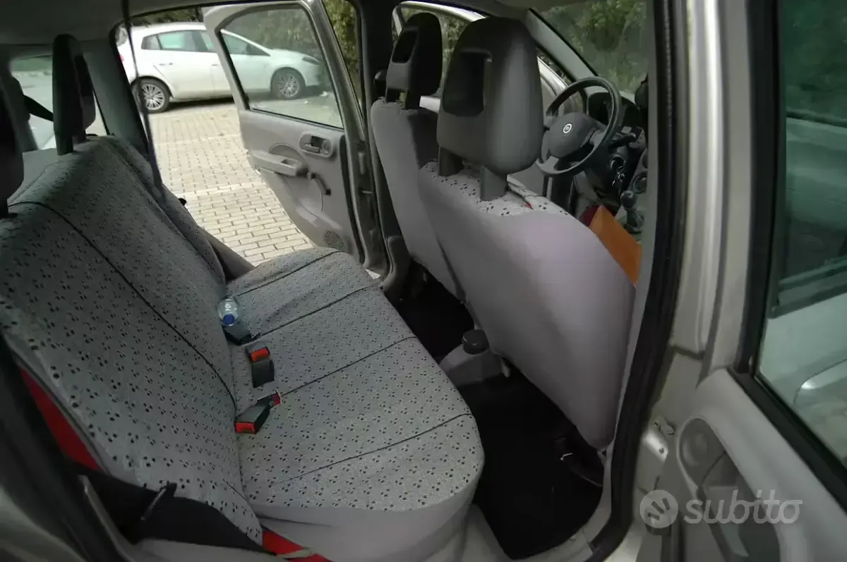 Usata Fiat Panda 60 CV (44 kW) 2006 Grigio Utilitaria
