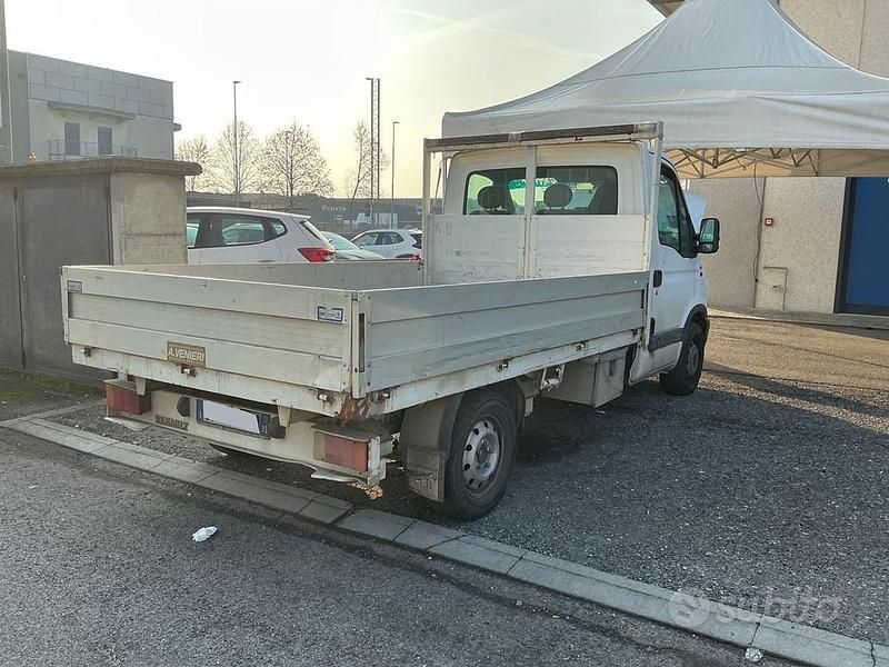 Usata Renault Master 90 CV (66 kW) 2003 Bianco Furgone