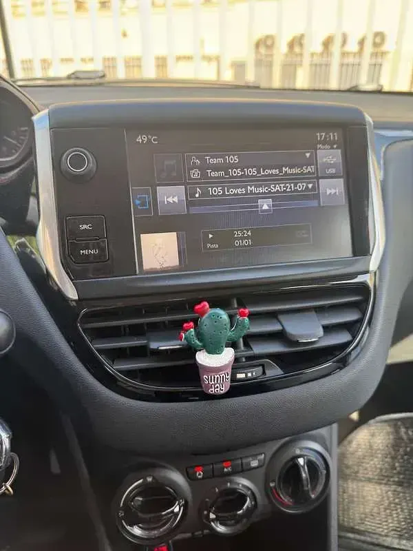 Usata Peugeot 208 Active 75 CV (55 kW) 2016 Argento Utilitaria