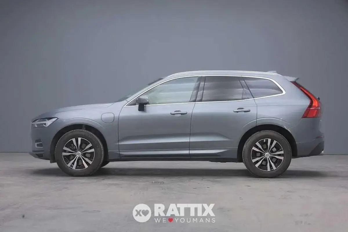 Usata Volvo XC60 Business Edition 303 CV (222 kW) 2020 Osmium grey SUV