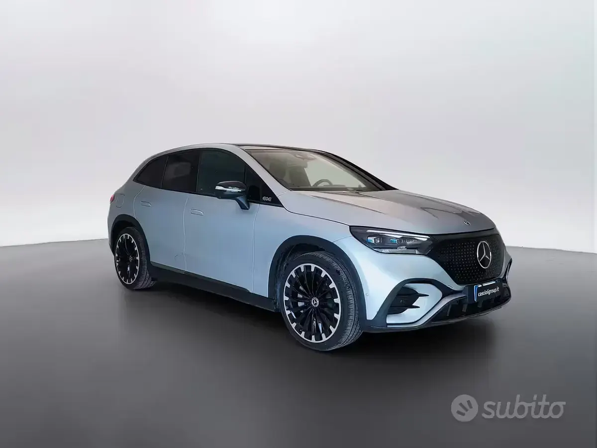 Usata Mercedes EQE350 AMG 135 kW (184 CV) 2026 Grigio SUV