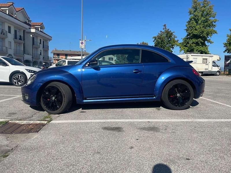Käytetty VW Beetle Sport 200 HP (147 kW) 2013 Sininen Viistoperä