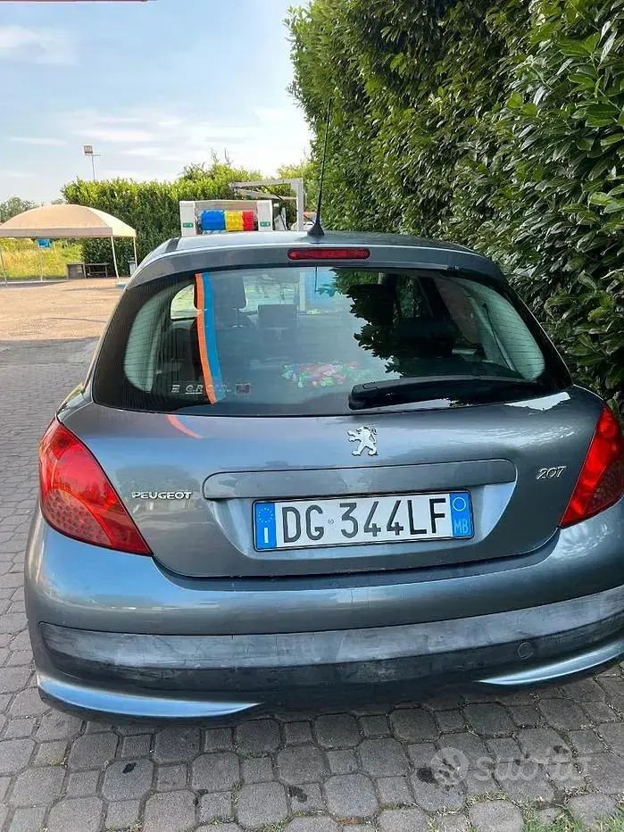 Usata Peugeot 207 73 CV (53 kW) 2007 Verde Berlina