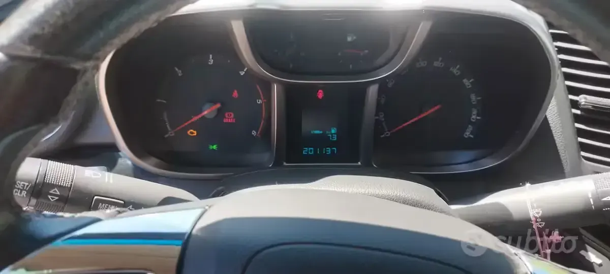Usata Chevrolet Orlando LTZ 163 CV (119 kW) 2011 Grigio Monovolume