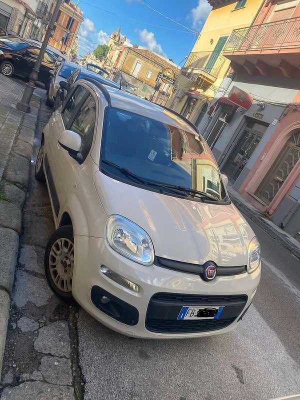 Usata Fiat Panda Easy 69 CV (50 kW) 2015 Utilitaria