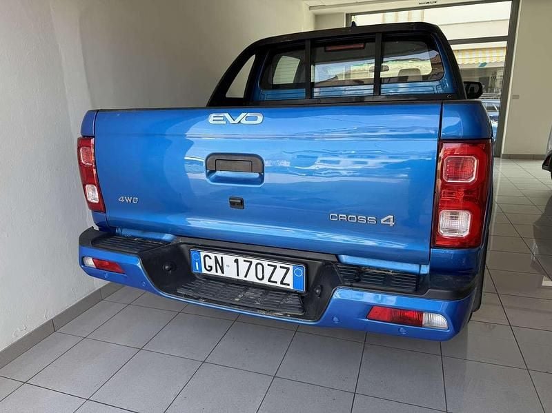 Usata EVO Cross 4 136 CV (100 kW) 2023 Blu/azzurro Pick-up