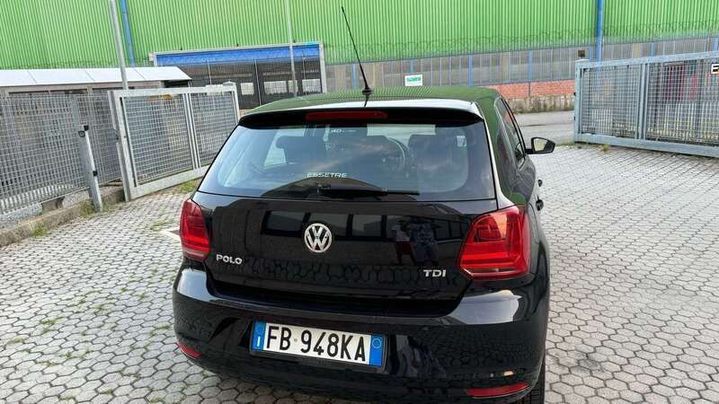 Usata VW Polo Comfortline 75 CV (55 kW) 2015 Nero Berlina