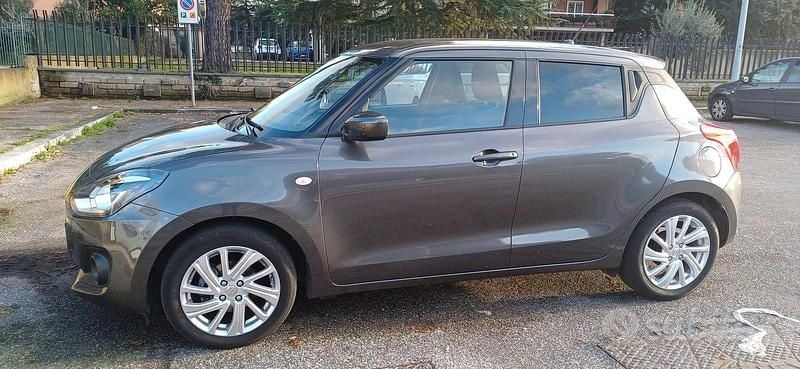 Usata Suzuki Swift 2021 Grigio Utilitaria