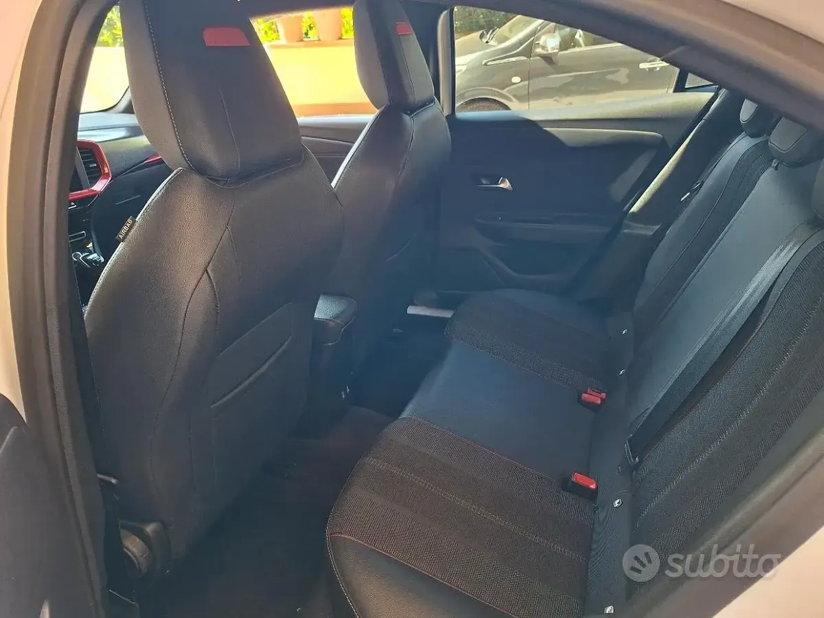 Usata Opel Mokka 101 CV (74 kW) 2022 SUV