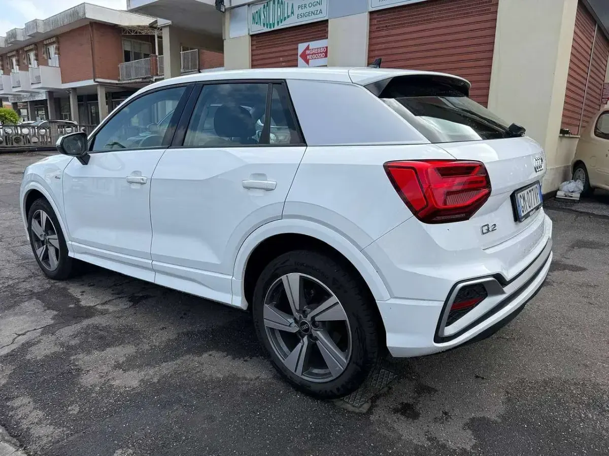 Usata Audi Q2 Ambiente 116 CV (85 kW) 2023 Bianco SUV