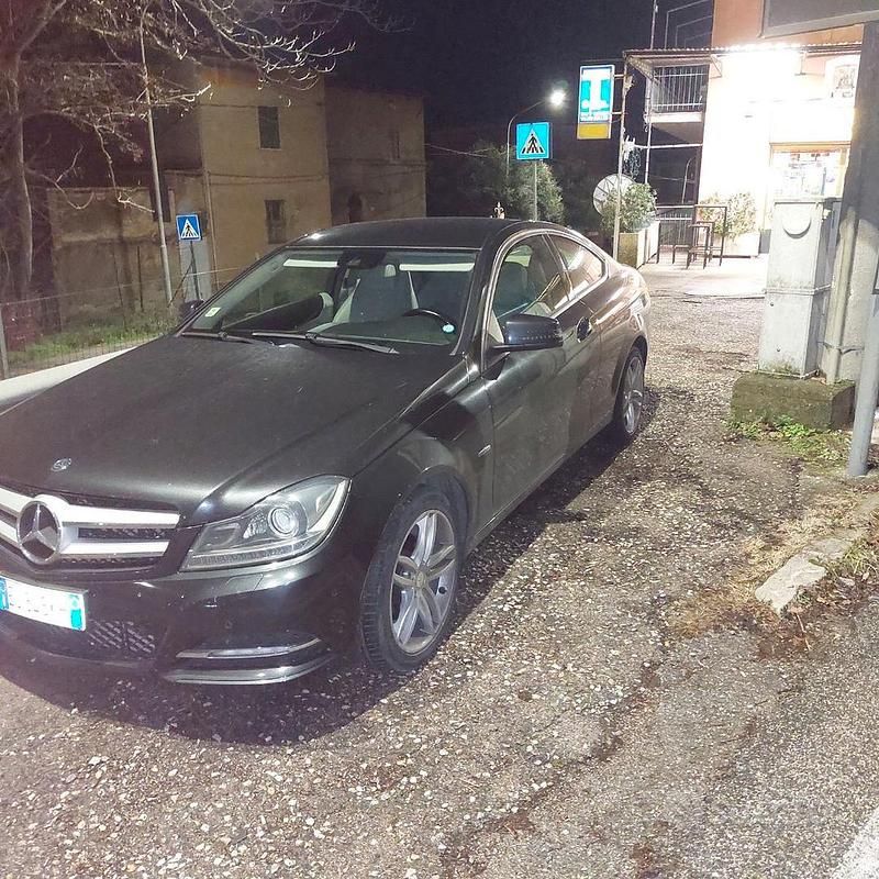 Occasion Mercedes C220 Executive 170 ch (125 kW) 2011 Noir Coupé