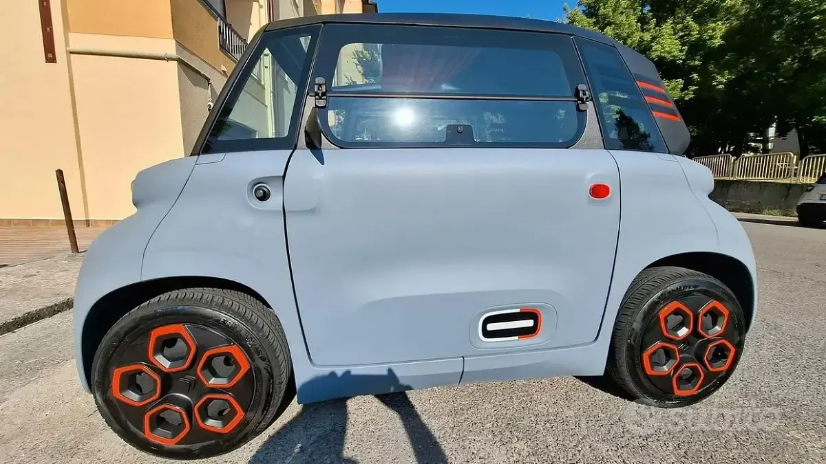 Usata Citroën AMI 2023 Grigio Berlina