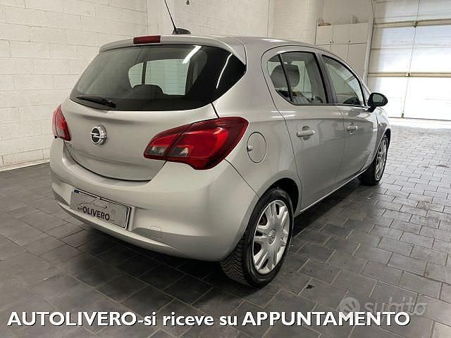 Usata Opel Corsa 90 CV (66 kW) 2017 Grigio Utilitaria