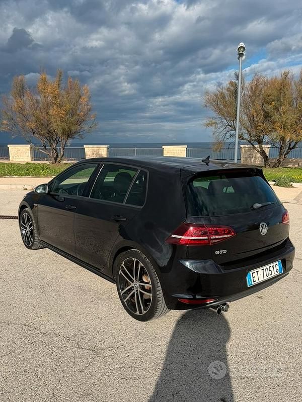 Usata VW Golf VII GTD 184 CV (135 kW) 2014 Nero Berlina