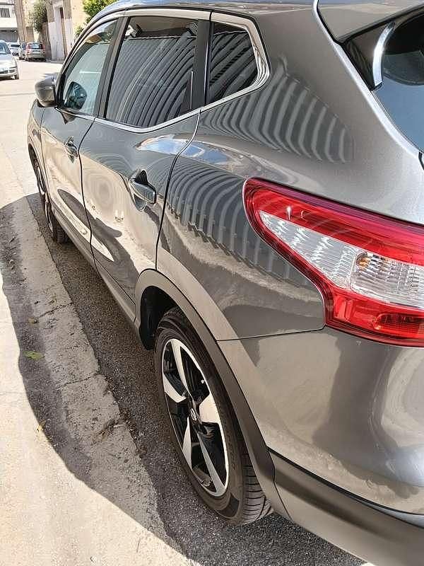 Usata Nissan Qashqai Acenta 110 CV (80 kW) 2014 Grigio SUV