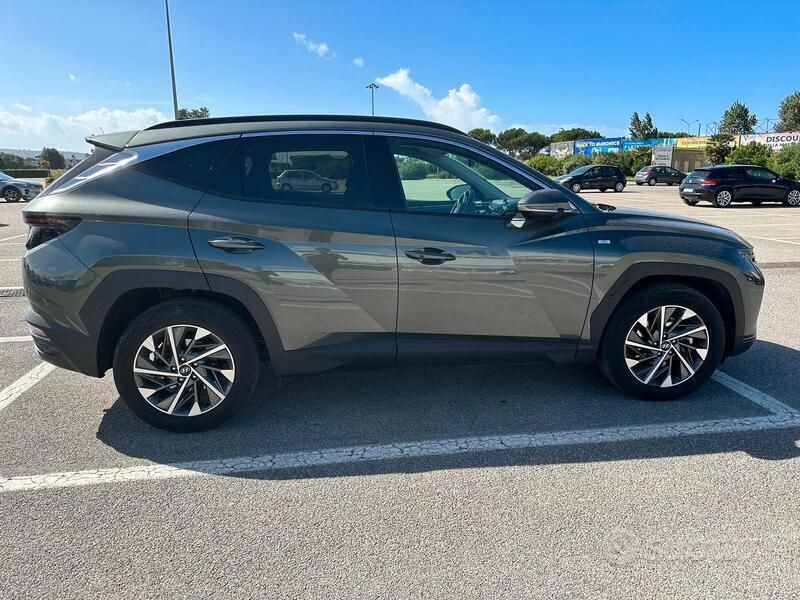 Usata 2021 Hyundai Tucson SUV | 23.400 € (Cara) - Immagine 1/4