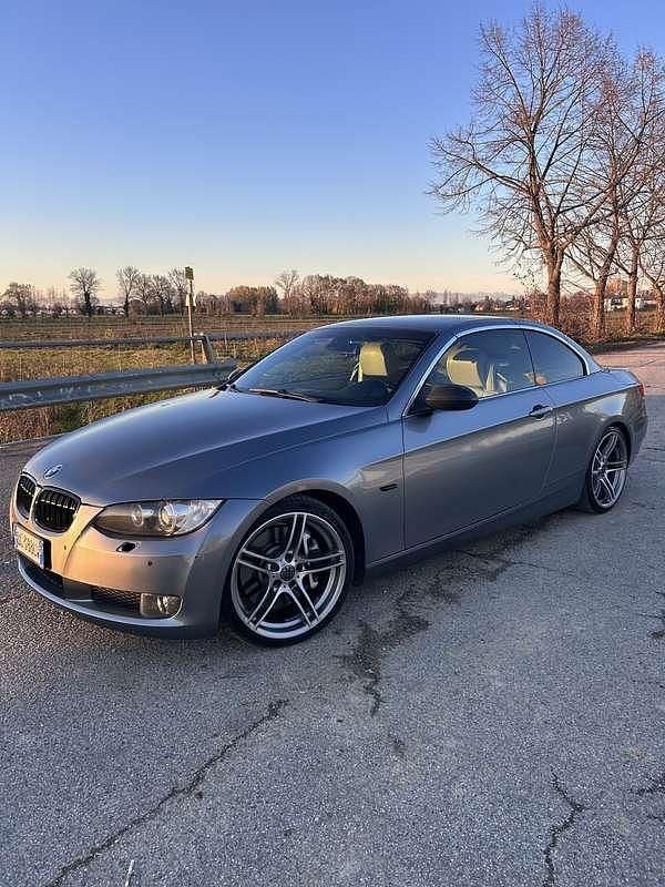 Usata BMW 330 231 CV (169 kW) 2007