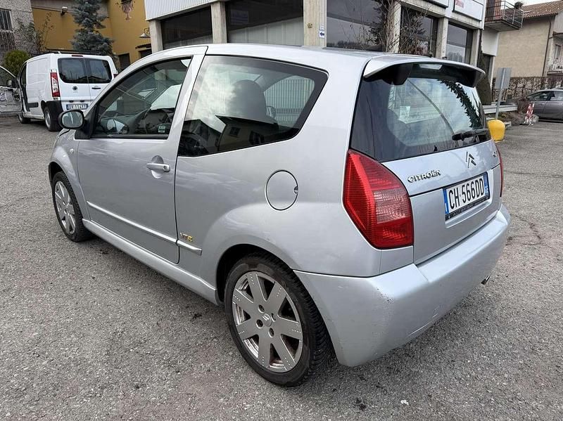 Usata Citroën C2 VTR Sport 109 CV (80 kW) 2003 Argento Utilitaria