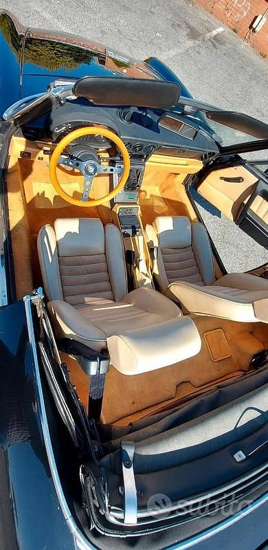 Usata Alfa Romeo Spider 117 CV (86 kW) 1991 Nero Cabrio