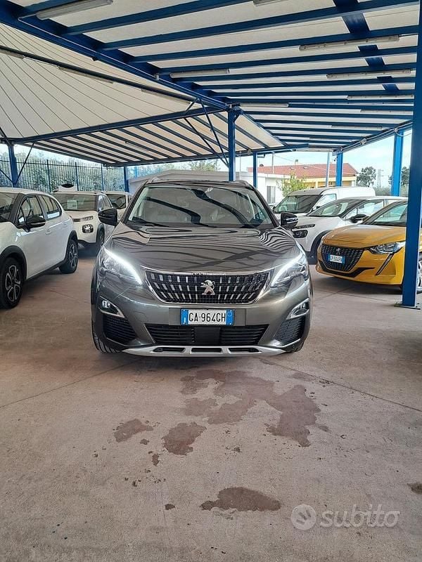Usata Peugeot 3008 Allure 130 CV (95 kW) 2020 Grigio SUV