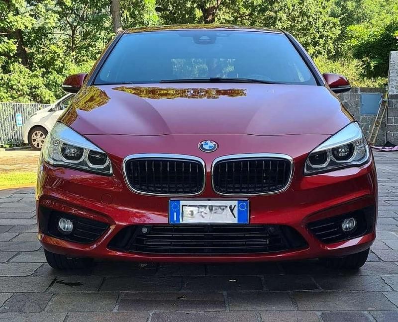 Usata BMW 218 Active Tourer Sport Line 150 CV (110 kW) 2016 Rosso Monovolume