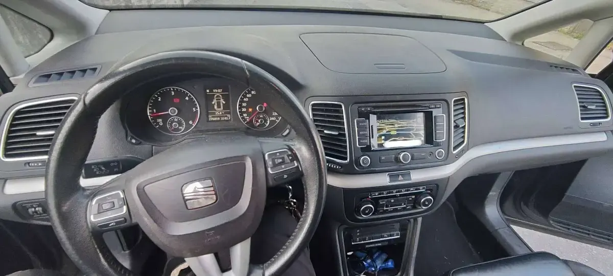 Usata Seat Alhambra 4Drive 140 CV (102 kW) 2013 Grigio Monovolume