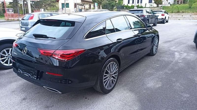 Usata Mercedes CLA180 Shooting Brake 116 CV (85 kW) 2021 Nero Station wagon