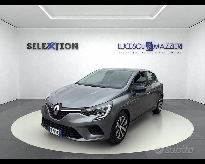 Usata Renault Clio V Equilibre 91 CV (66 kW) 2023 Grigio Berlina