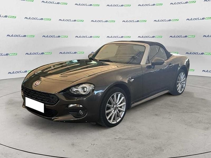 Usata Fiat 124 Spider Lusso 140 CV (102 kW) 2019 Grigio Cabrio