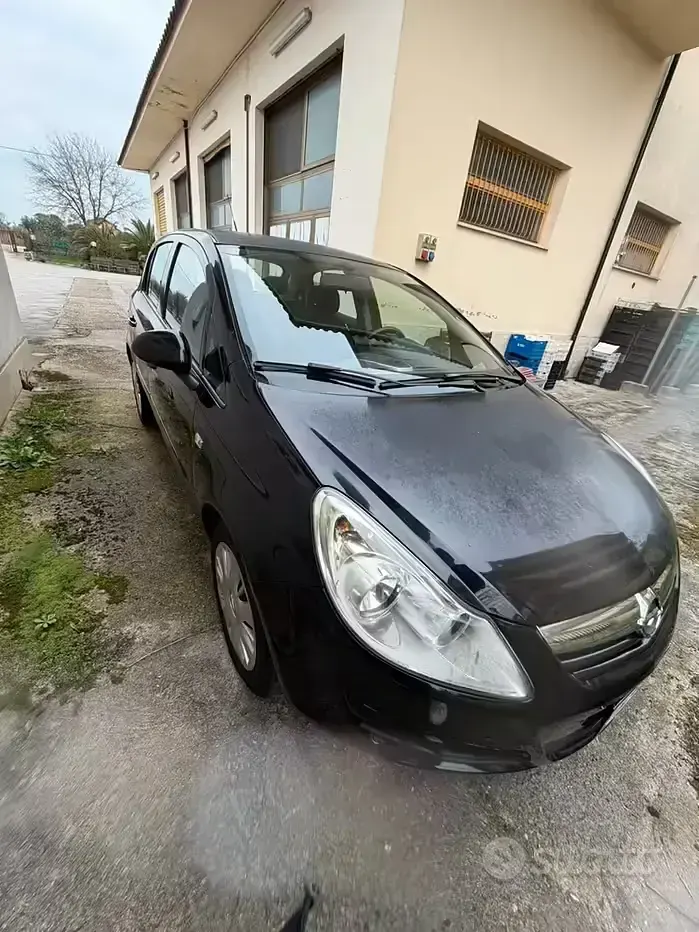 Usata Opel Corsa 75 CV (55 kW) 2007 Nero Utilitaria