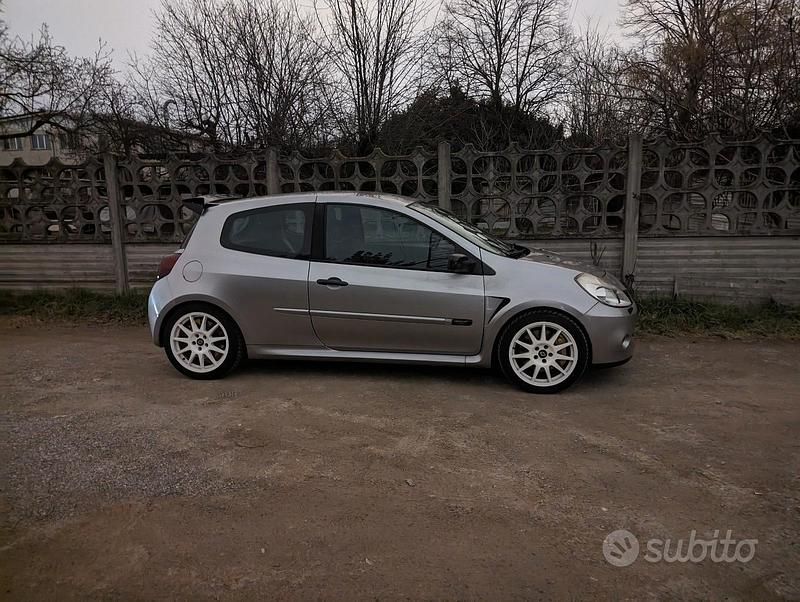 Usata Renault Clio II R.S. 2006 Grigio Berlina