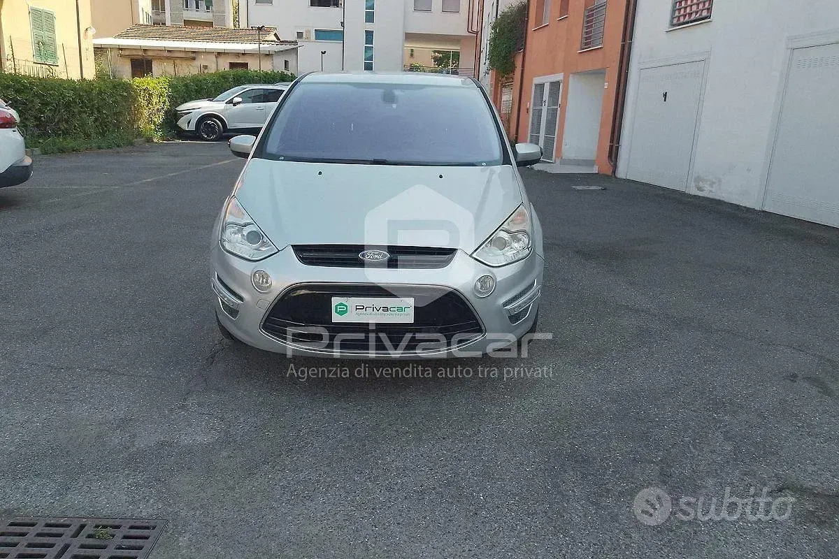 Usata Ford S-MAX Titanium 163 CV (119 kW) 2013 Grigio Monovolume