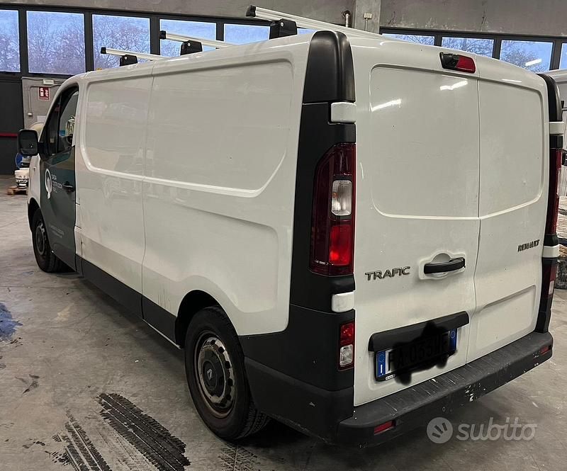 Usata 2015 Renault Trafic Monovolume | 12.000 € - Immagine 1/4