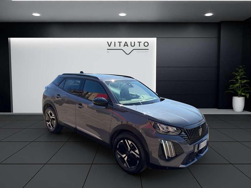 Usata Peugeot 2008 GT 131 CV (96 kW) 2023 Grigio SUV