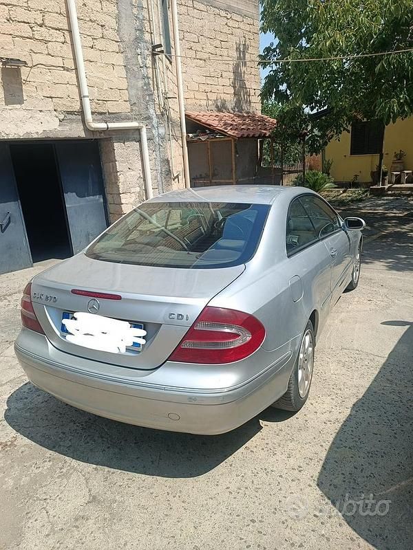 Usata Mercedes CLK270 170 CV (125 kW) 2004 Grigio Coupé