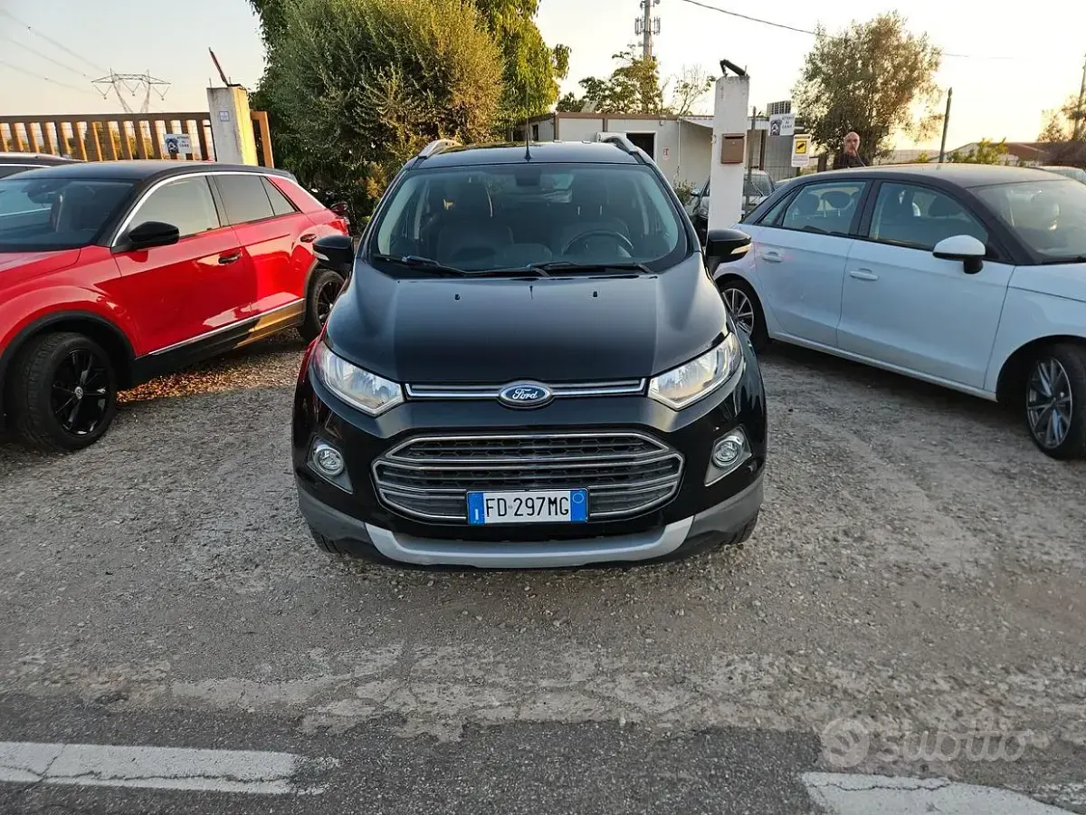 Usata Ford Ecosport Titanium 125 CV (91 kW) 2016 Nero SUV