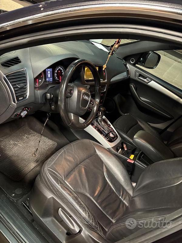 Usata Audi Q5 170 CV (125 kW) 2010 Grigio SUV