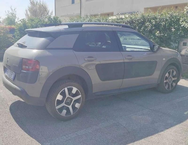 Usata Citroën C4 Feel 99 CV (72 kW) 2017 Grigio SUV