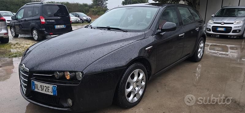 Usata Alfa Romeo 159 149 CV (109 kW) 2007 Nero Station wagon