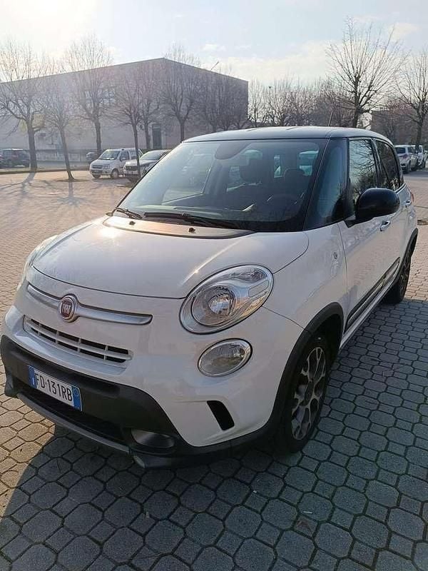 Bianco Usata 2016 Fiat 500L Trekking Monovolume | 4500 € (Super prezzo) - Immagine 1/4