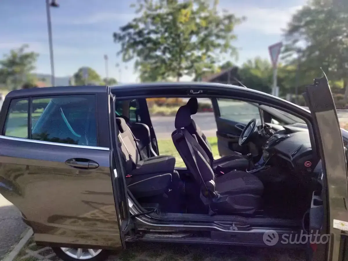 Usata Ford B-MAX Titanium 90 CV (66 kW) 2017 Grigio Monovolume