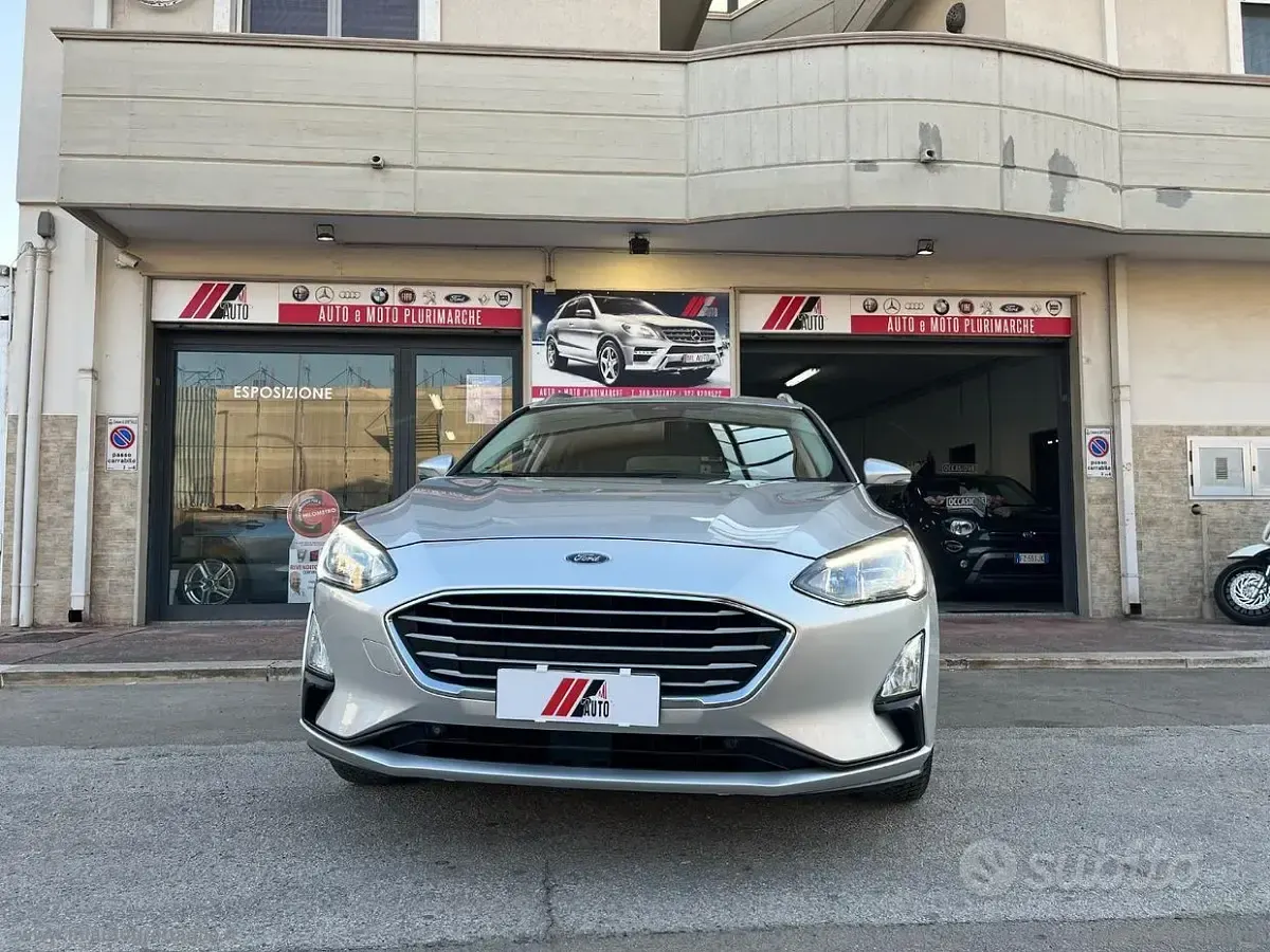 Usata Ford Focus Business Edition 120 CV (88 kW) 2021 Grigio Station wagon